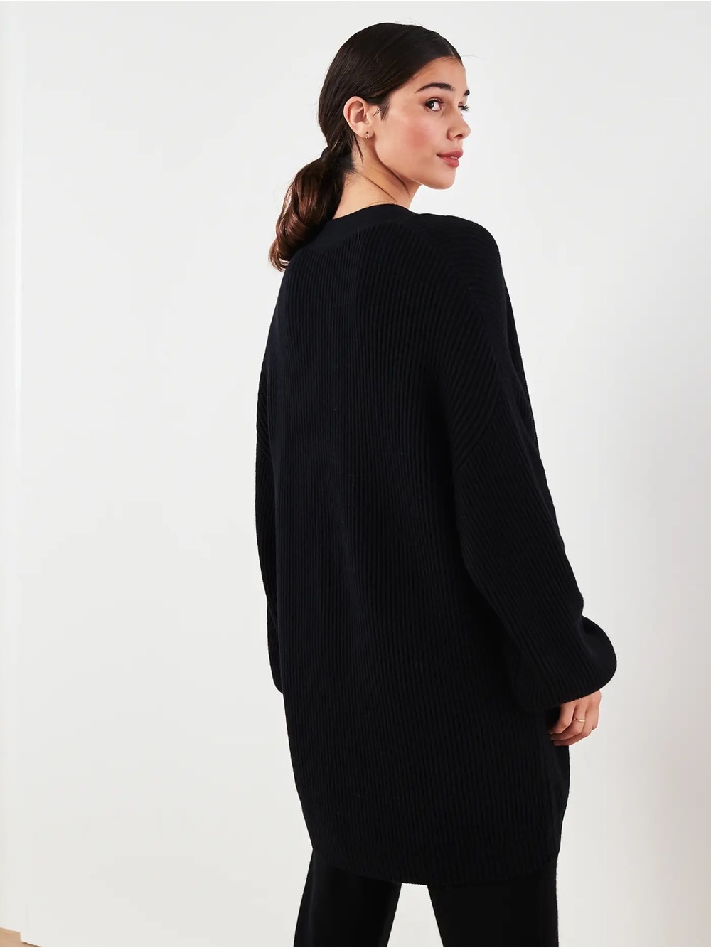 NWT Quince 100% Organic Cotton Oversized Cardigan Black Small Casual Minimalist - Picture 2 of 14
